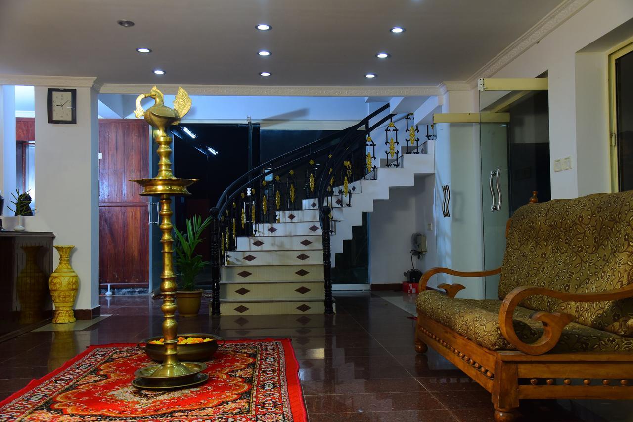 Ocean Bay Ayurvedic Beach Resort Kovalam Exterior foto